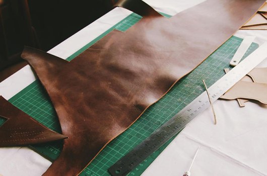 科潤加脂劑，讓皮革更豐滿柔軟